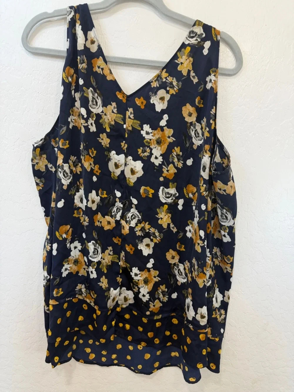 Lane Bryant Navy Floral V-Neck Camisole multi navy gold womens plus‎ size 22